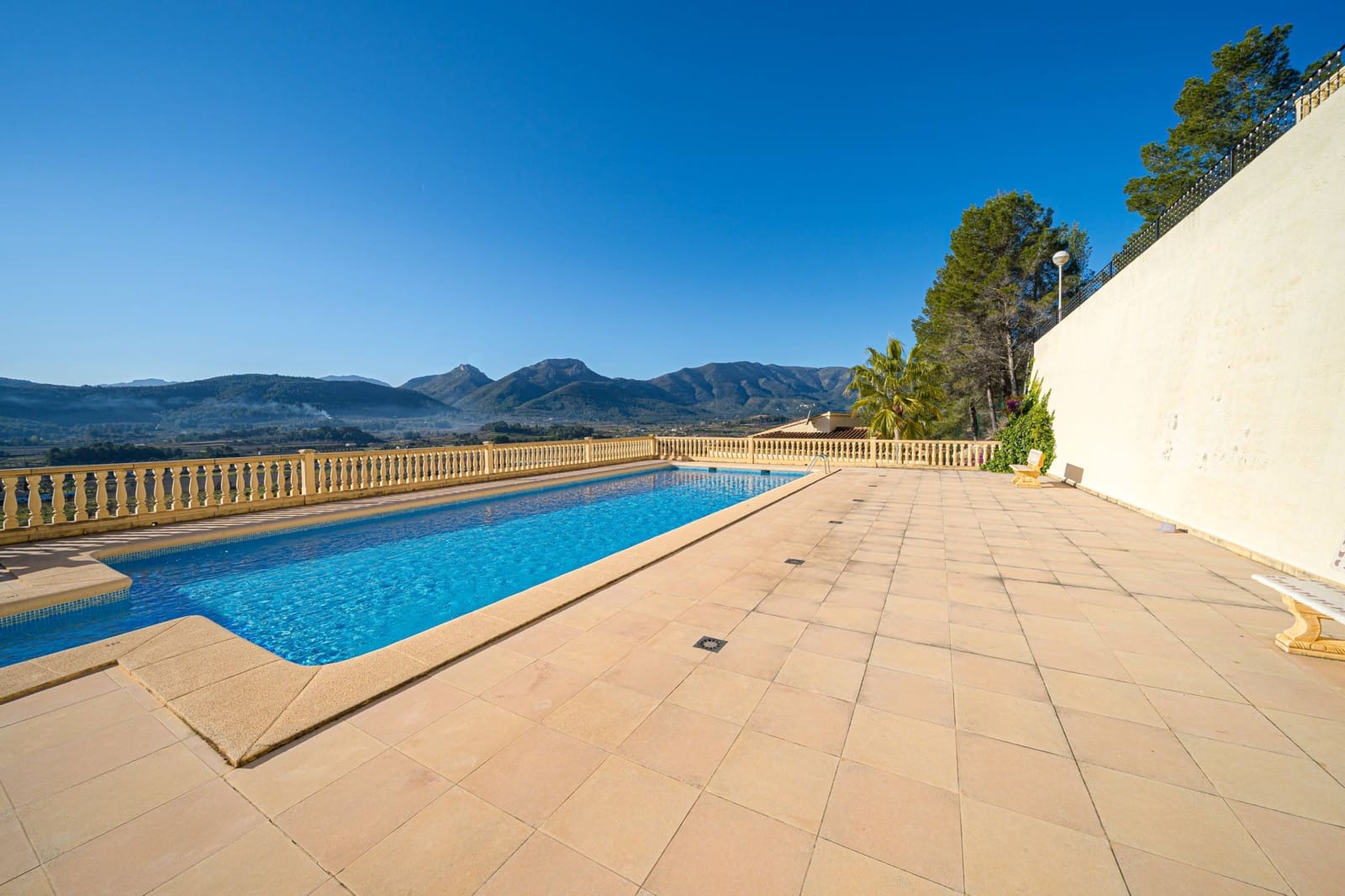 3 soveværelse Rækkehus til salg i Jalon / Xalo med swimmingpool - € 199.500 (Ref: 8867282)