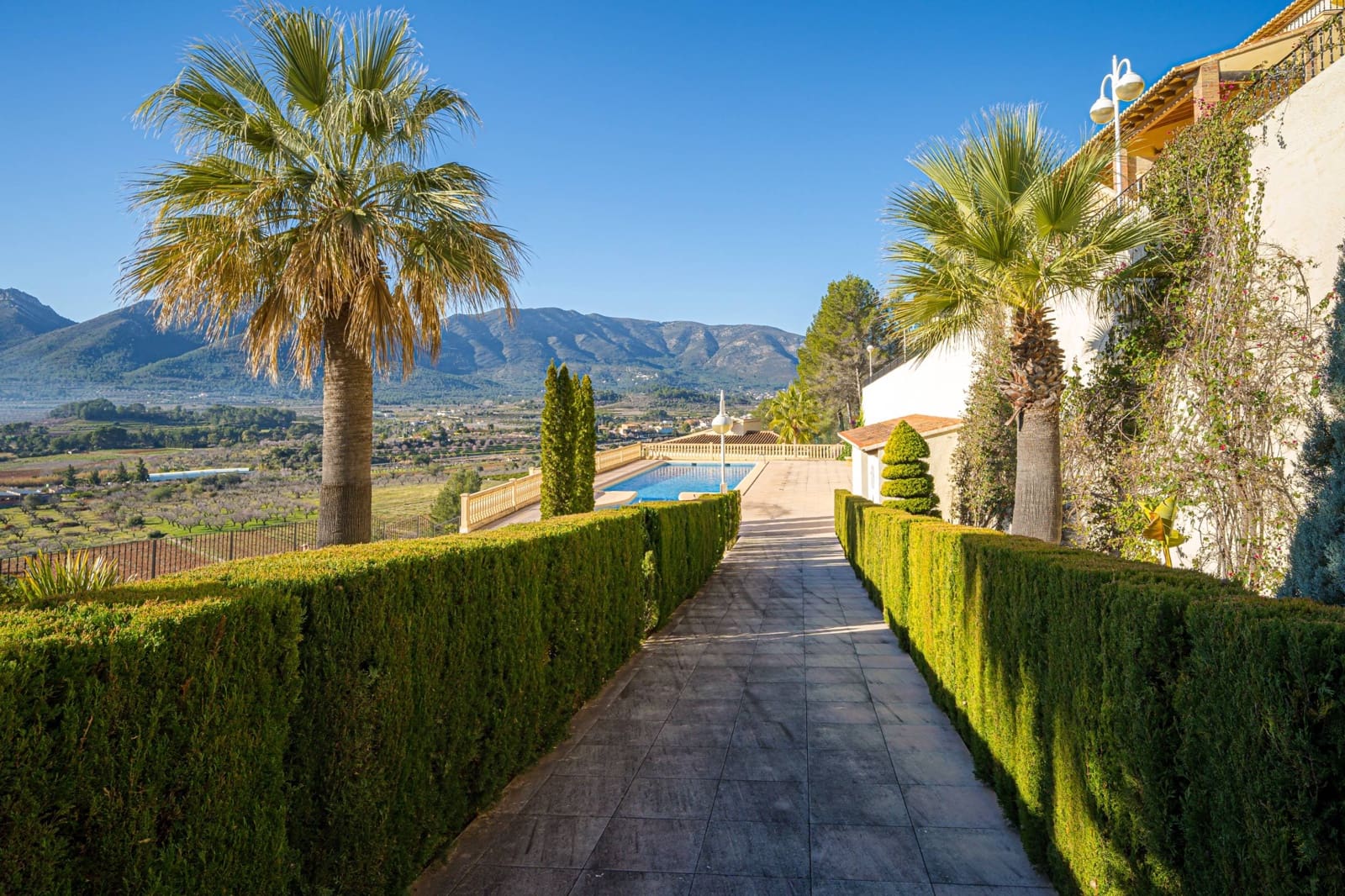 3 soveværelse Rækkehus til salg i Jalon / Xalo med swimmingpool - € 199.500 (Ref: 8867282)