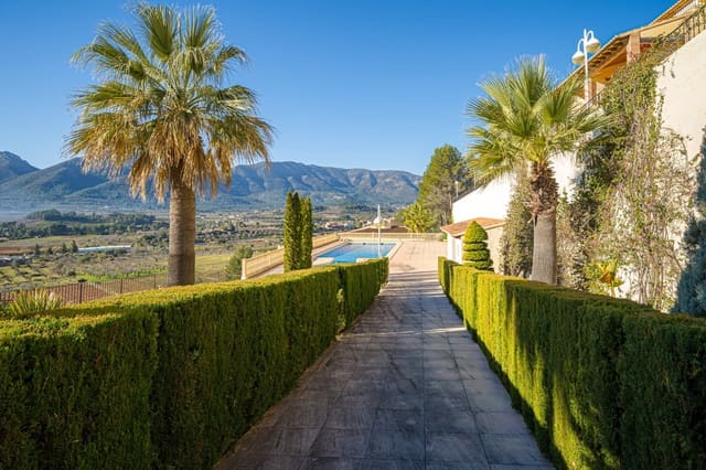 3 slaapkamer Rijtjeshuis te koop in Jalón / Xaló met zwembad - € 199.500 (Ref: 8867282)