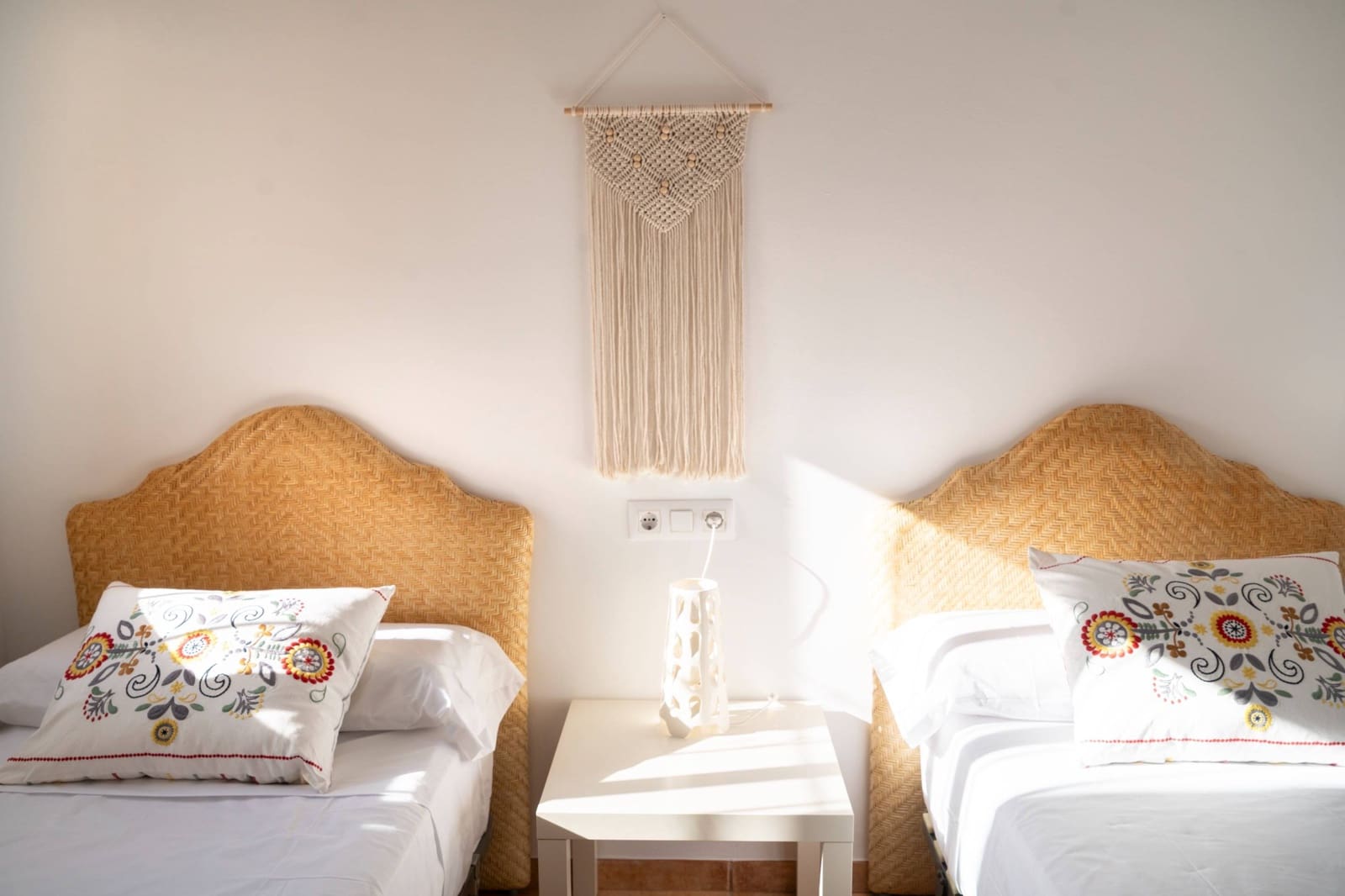 4 soveværelse Villa til leje i Jalon / Xalo med swimmingpool - € 1.900 (Ref: 8902978)