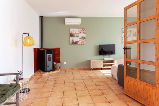 4 soveværelse Villa til leje i Jalón / Xaló med swimmingpool - € 1.900 (Ref: 8902978)