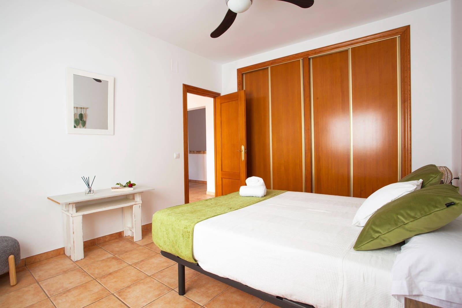 4 soveværelse Villa til leje i Jalon / Xalo med swimmingpool - € 1.900 (Ref: 8902978)