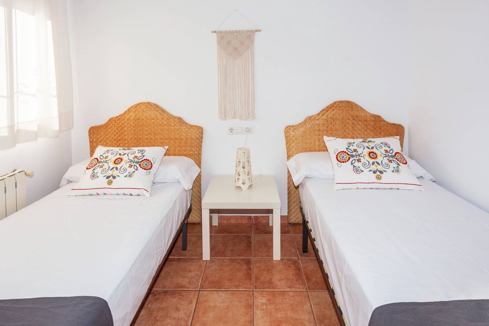 4 soveværelse Villa til leje i Jalon / Xalo med swimmingpool - € 1.900 (Ref: 8902978)