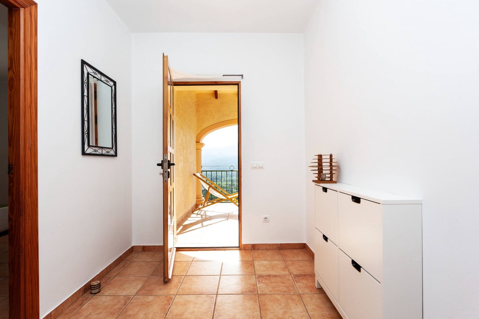 4 soveværelse Villa til leje i Jalon / Xalo med swimmingpool - € 1.900 (Ref: 8902978)