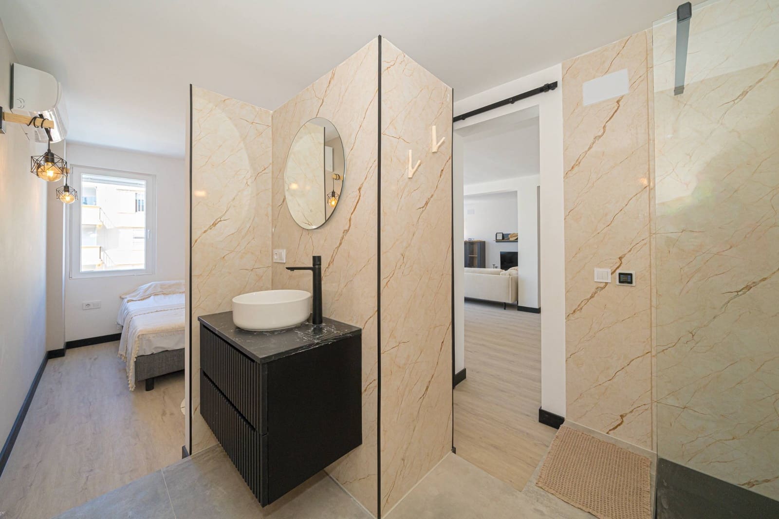 2 soveværelse Lejlighed til salg i Arenal - € 325.000 (Ref: 8905268)