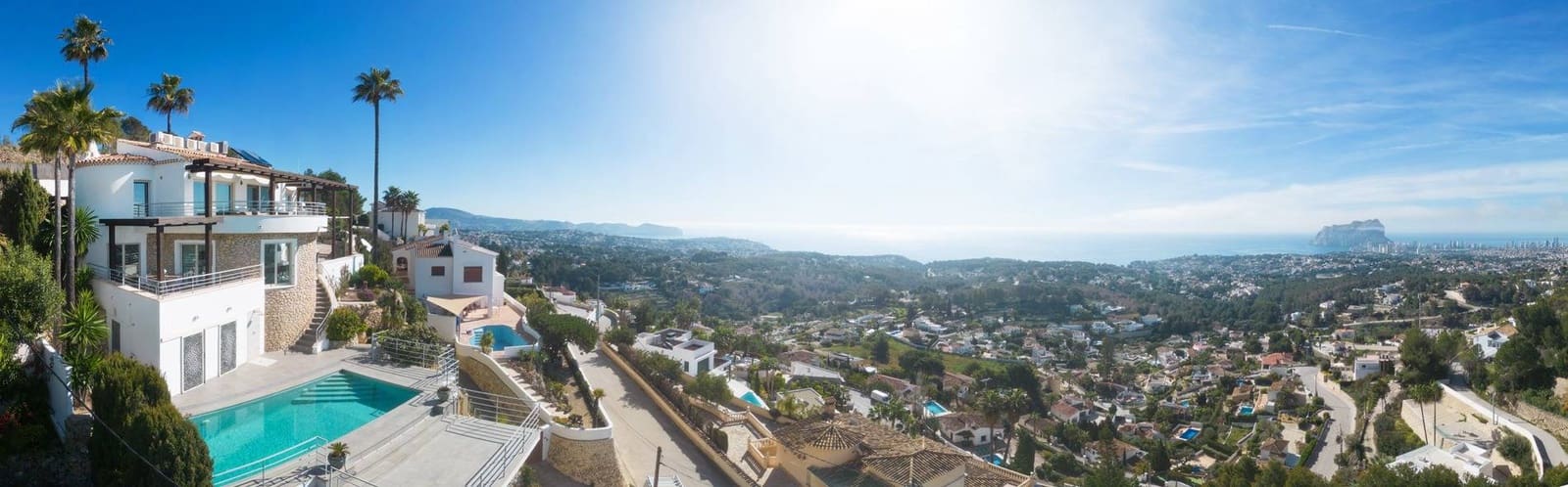 4 makuuhuone Huvila myytävänä paikassa Benissa mukana uima-altaan 
autotalli - 1 750 000 € (Ref: 8926269)