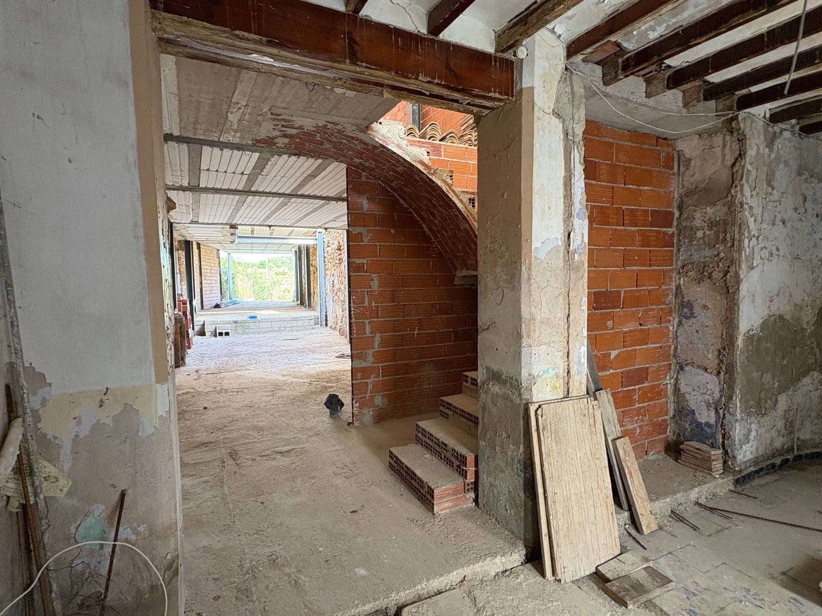 6 soveværelse Byhus til salg i Alcalali / Alcanali - € 349.000 (Ref: 8968116)