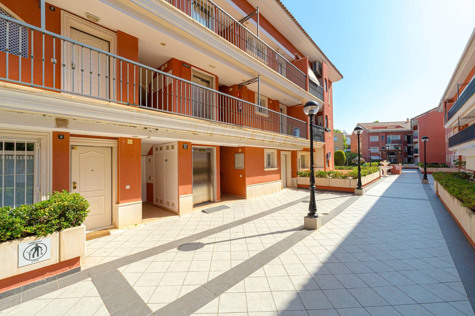 3 soverom Leilighet til salgs i Arenal med svømmebasseng garasje - € 468 000 (Ref: 9095167)