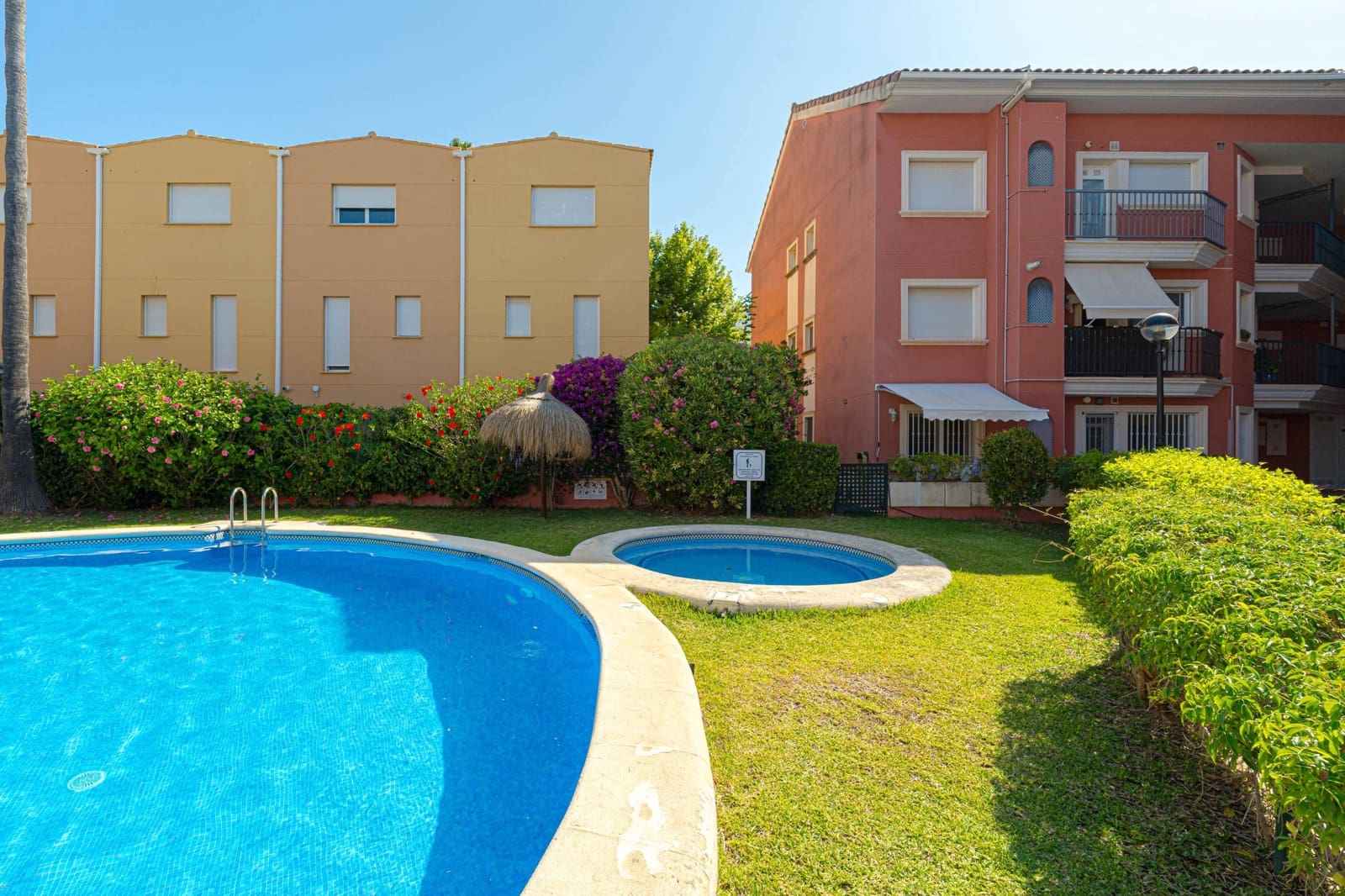 3 soverom Leilighet til salgs i Arenal med svømmebasseng garasje - € 468 000 (Ref: 9095167)