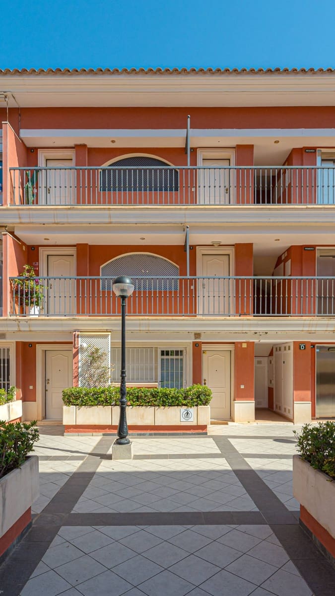 3 soverom Leilighet til salgs i Arenal med svømmebasseng garasje - € 468 000 (Ref: 9095167)