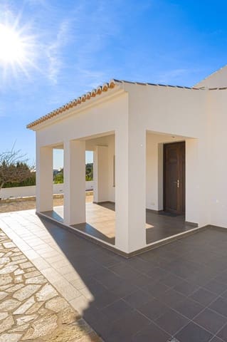 Chalet de 4 habitaciones en Moraira, Teulada-Moraira en venta con piscina - 1.440.000 € (Ref: 9118636)