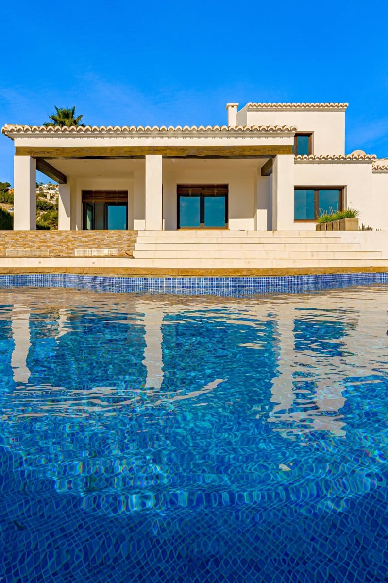 4 makuuhuone Huvila myytävänä paikassa Moraira mukana uima-altaan - 1 440 000 € (Ref: 9118636)