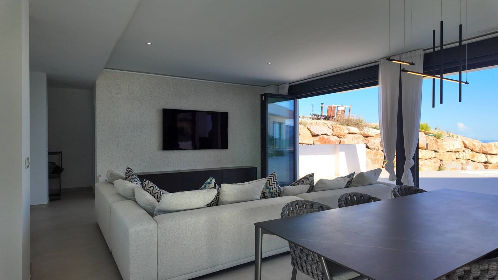 3 soveværelse Villa til salg i Monte Solana med swimmingpool - € 755.000 (Ref: 9128171)