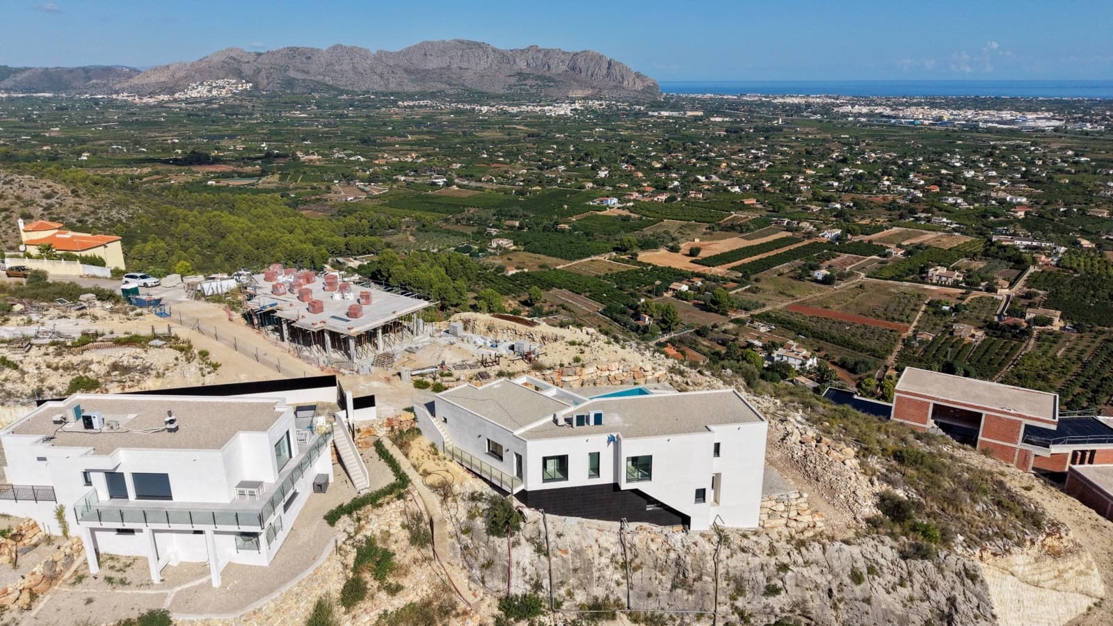 3 soveværelse Villa til salg i Monte Solana med swimmingpool - € 755.000 (Ref: 9128171)