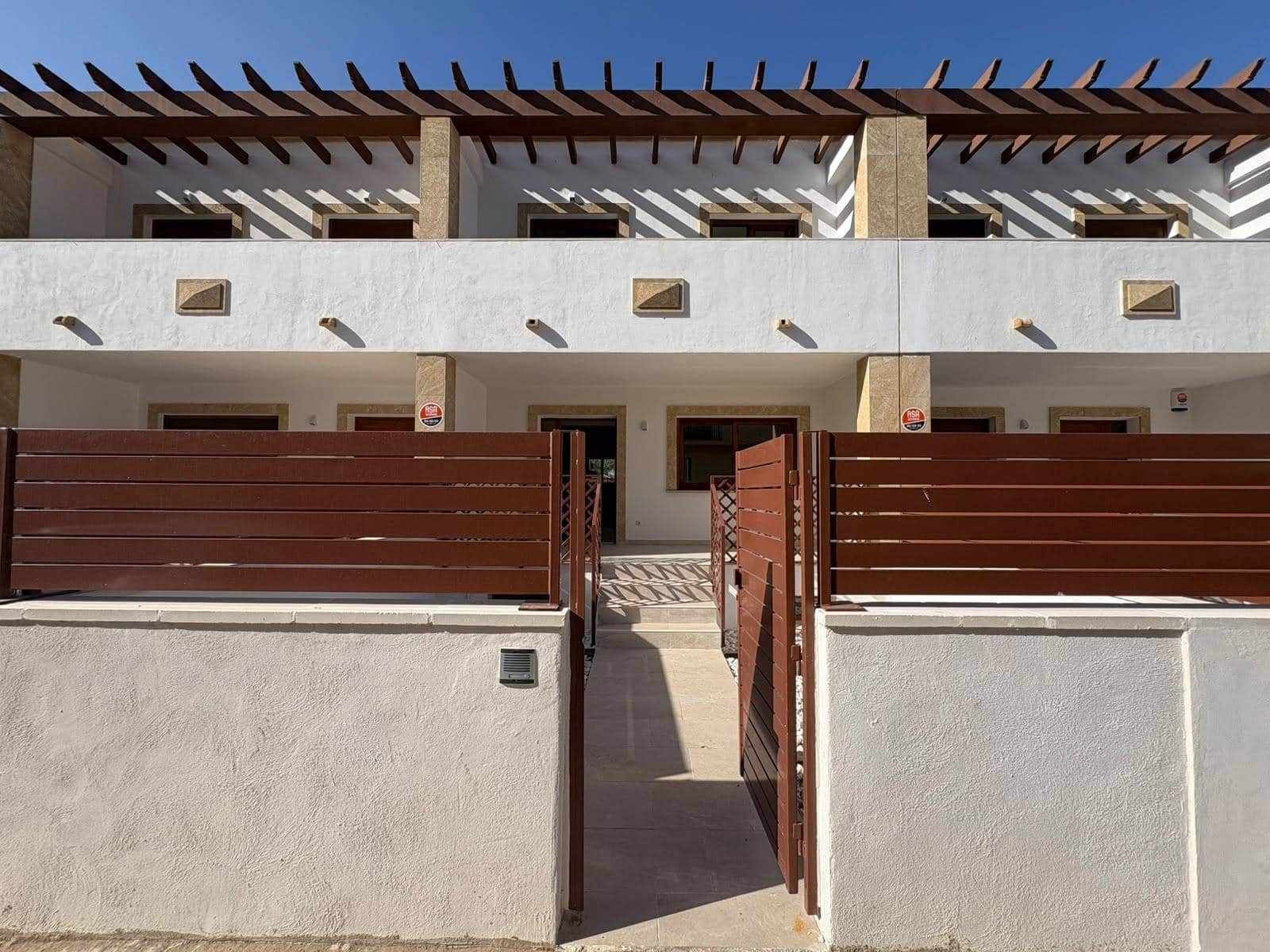 3 Zimmer Reihenhaus zu verkaufen in Parcent mit Pool Garage - 225.000 € (Ref: 9134298)