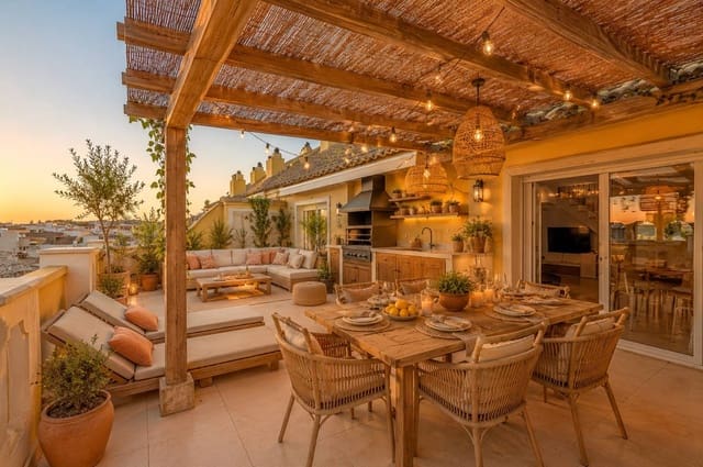 Ático de 3 habitaciones en Centro Urbano, Dénia en venta con piscina garaje - 389.000 € (Ref: 9149168)