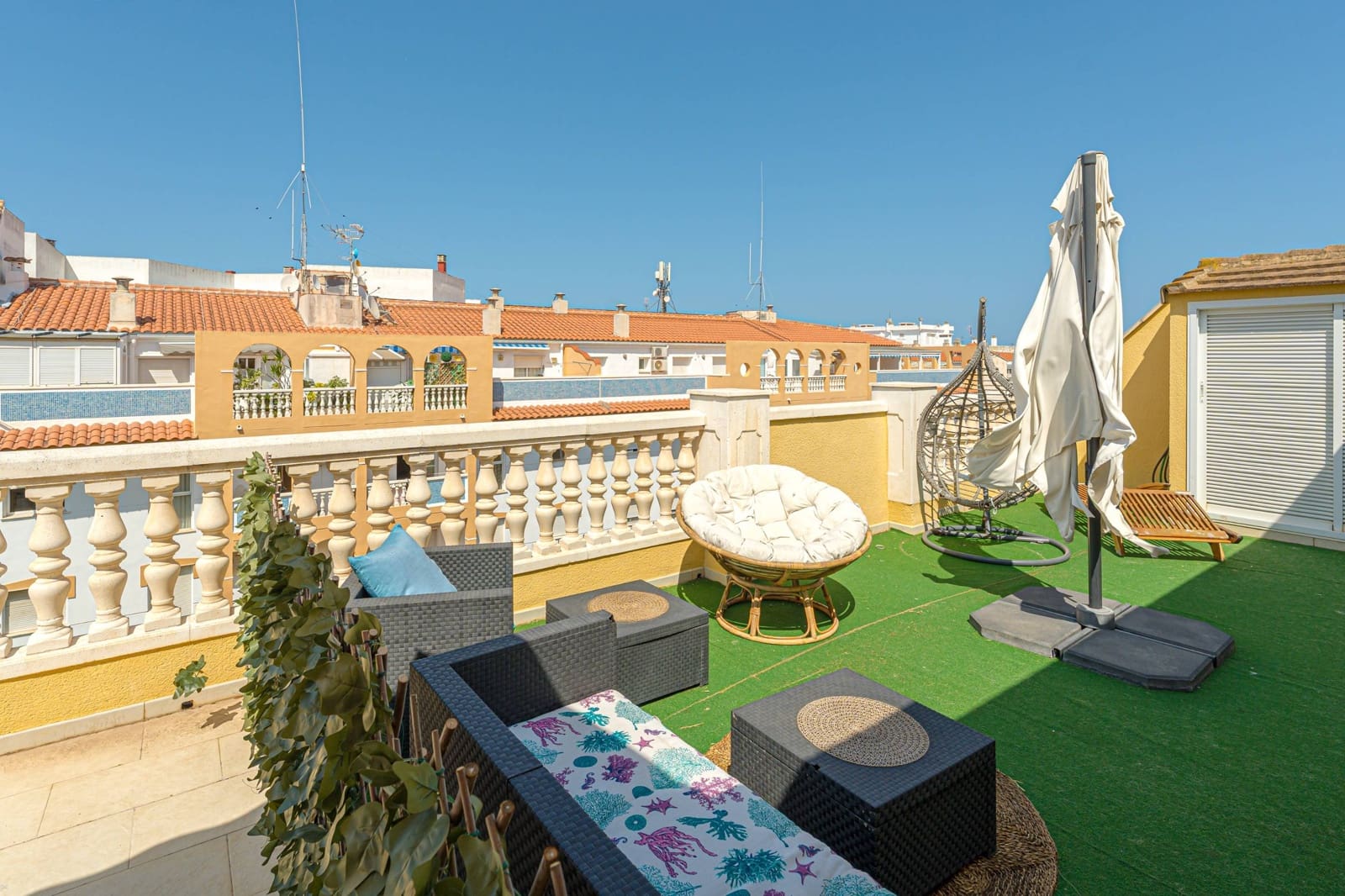 3 sypialnia Penthouse na sprzedaż w Denia z basenem garażem - 389 000 € (Ref: 9149168)