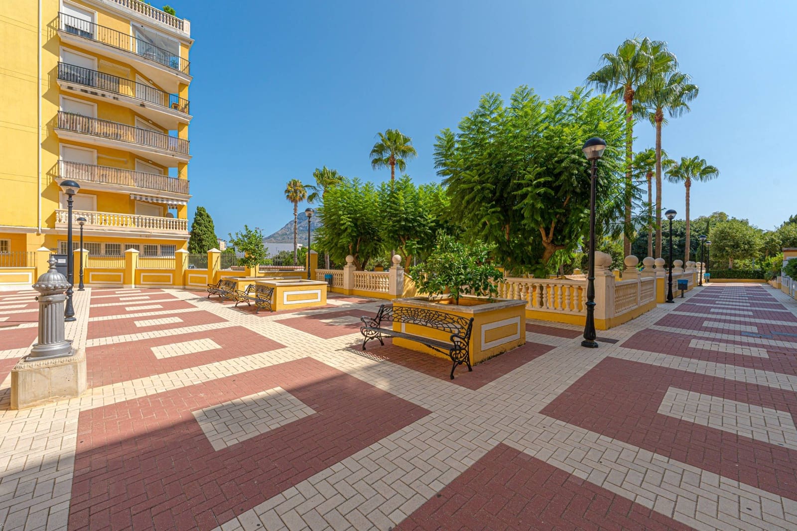 3 sypialnia Penthouse na sprzedaż w Denia z basenem garażem - 389 000 € (Ref: 9149168)