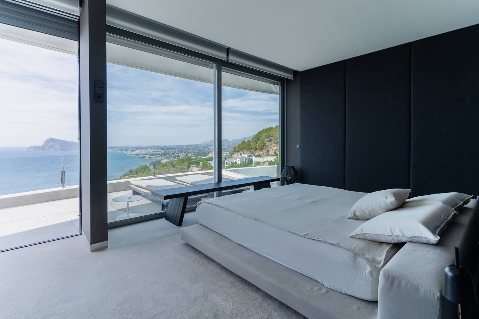 4 bedroom Villa for sale in Altea with pool - € 4,000,000 (Ref: 9206741)