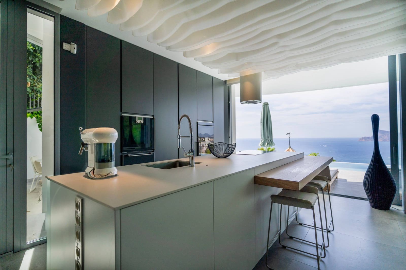 4 bedroom Villa for sale in Altea with pool - € 4,000,000 (Ref: 9206741)