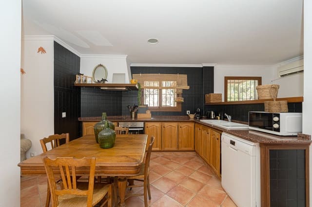 4 sypialnia Willa na sprzedaż w Alcalalí / Alcanalí z basenem - 375 000 € (Ref: 9206742)