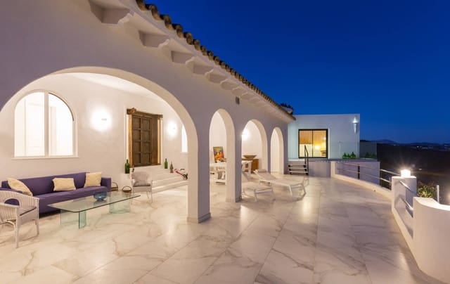 5 soverom Villa til salgs i Benissa med svømmebasseng - € 2 480 000 (Ref: 9300995)