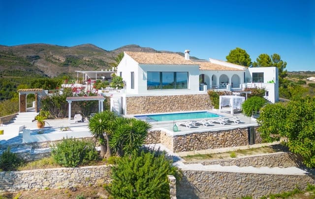 5 soverom Villa til salgs i Benissa med svømmebasseng - € 2 480 000 (Ref: 9300995)