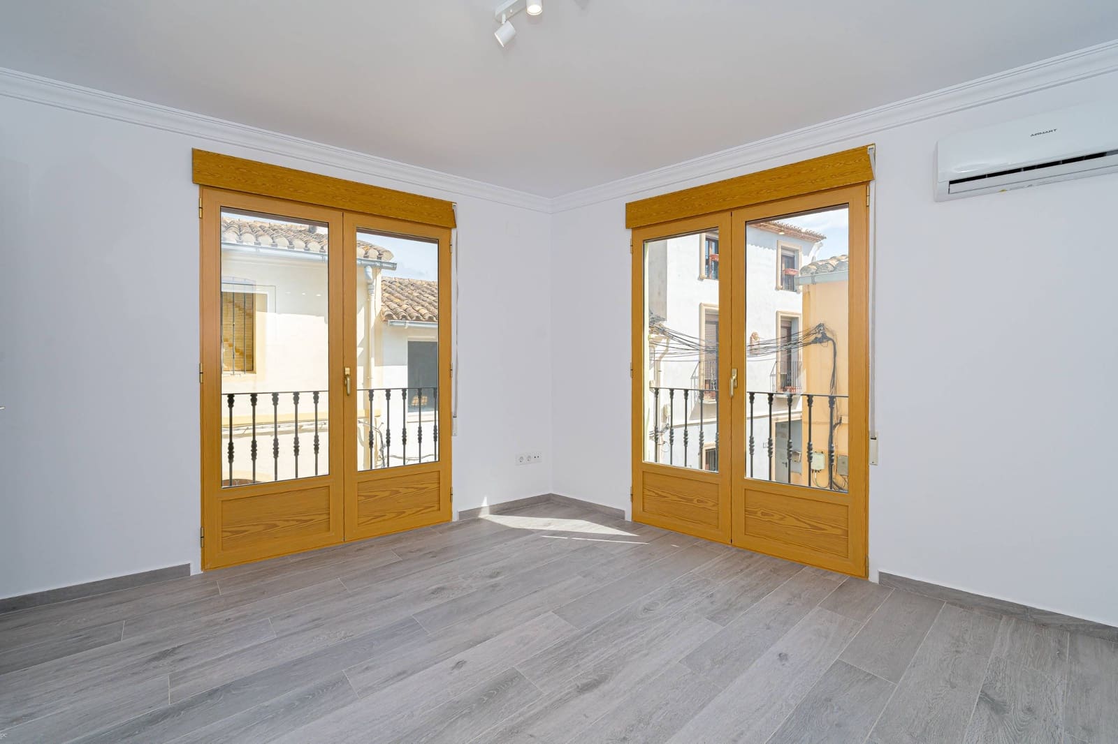 5 soveværelse Rækkehus til salg i Alcalali / Alcanali med garage - € 350.000 (Ref: 9317795)