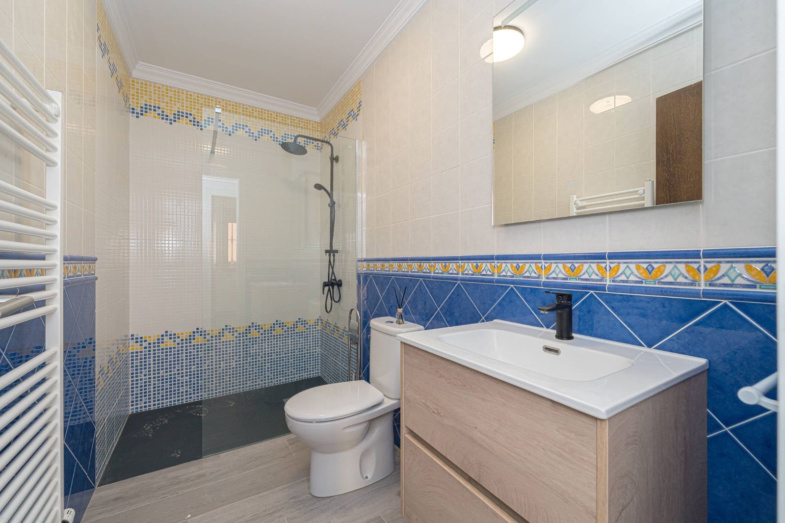 5 soveværelse Rækkehus til salg i Alcalali / Alcanali med garage - € 350.000 (Ref: 9317795)