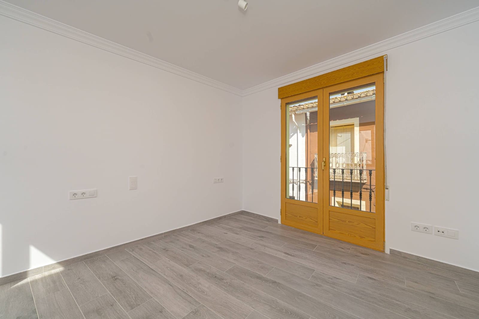 5 soverom Hus til salgs i Alcalali / Alcanali med garasje - € 350 000 (Ref: 9317795)