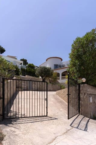 4 soverom Villa til salgs i Adsubia, Javea / Xàbia med svømmebasseng garasje - € 899 000 (Ref: 9334875)