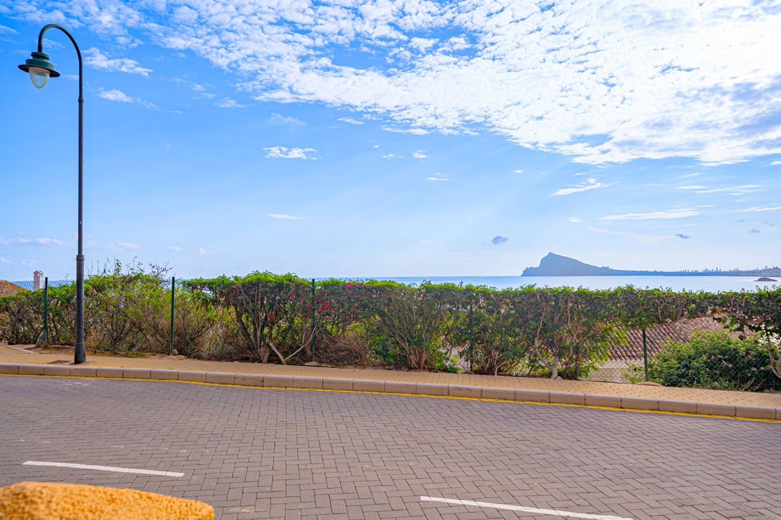 2 soveværelse Lejlighed til salg i Altea med swimmingpool - € 399.000 (Ref: 9337965)