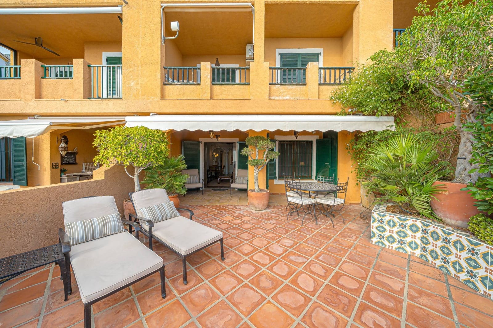 2 soveværelse Lejlighed til salg i Altea med swimmingpool - € 399.000 (Ref: 9337965)