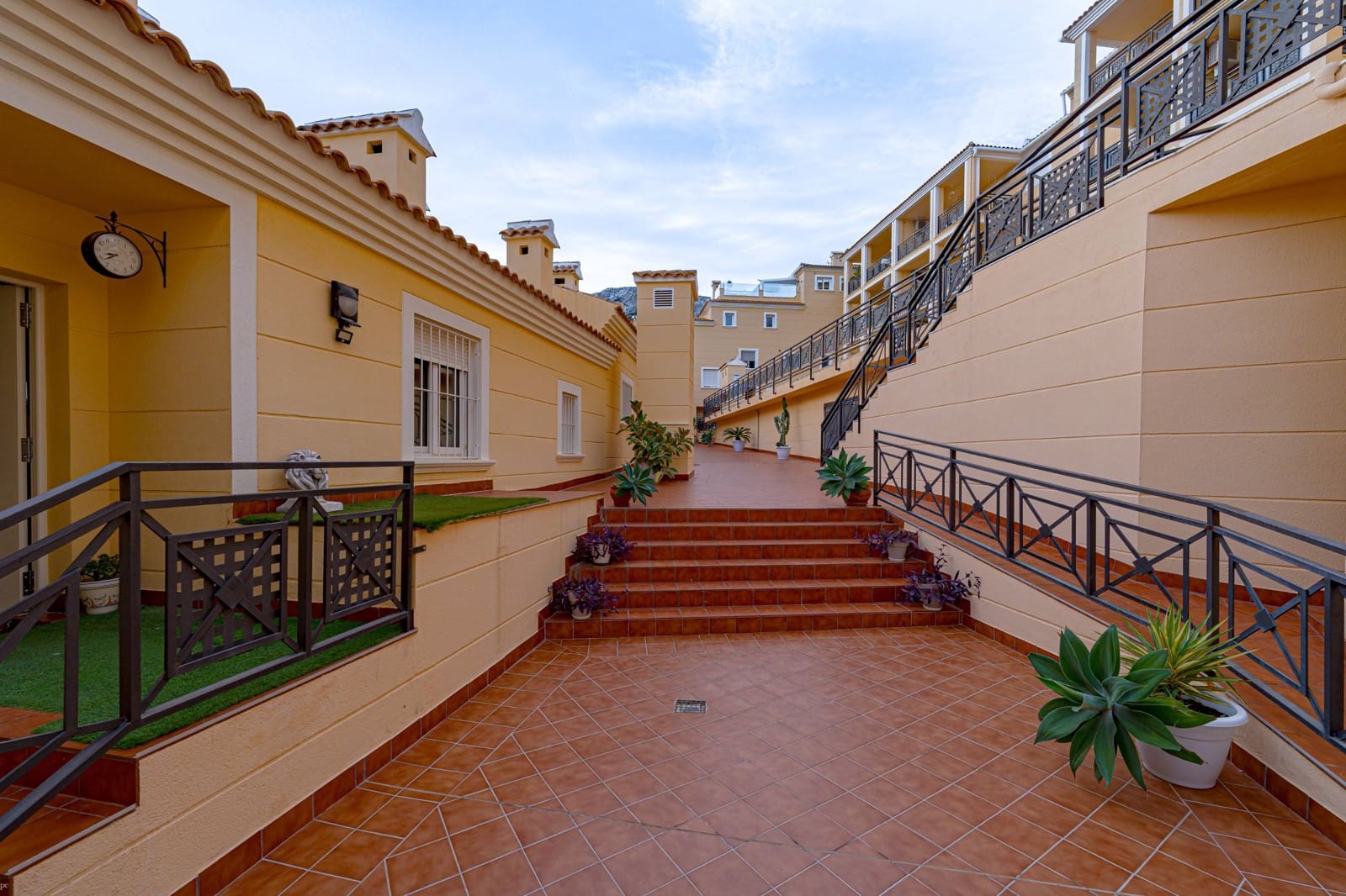 2 sypialnia Penthouse na sprzedaż w Denia z basenem garażem - 279 000 € (Ref: 9341134)