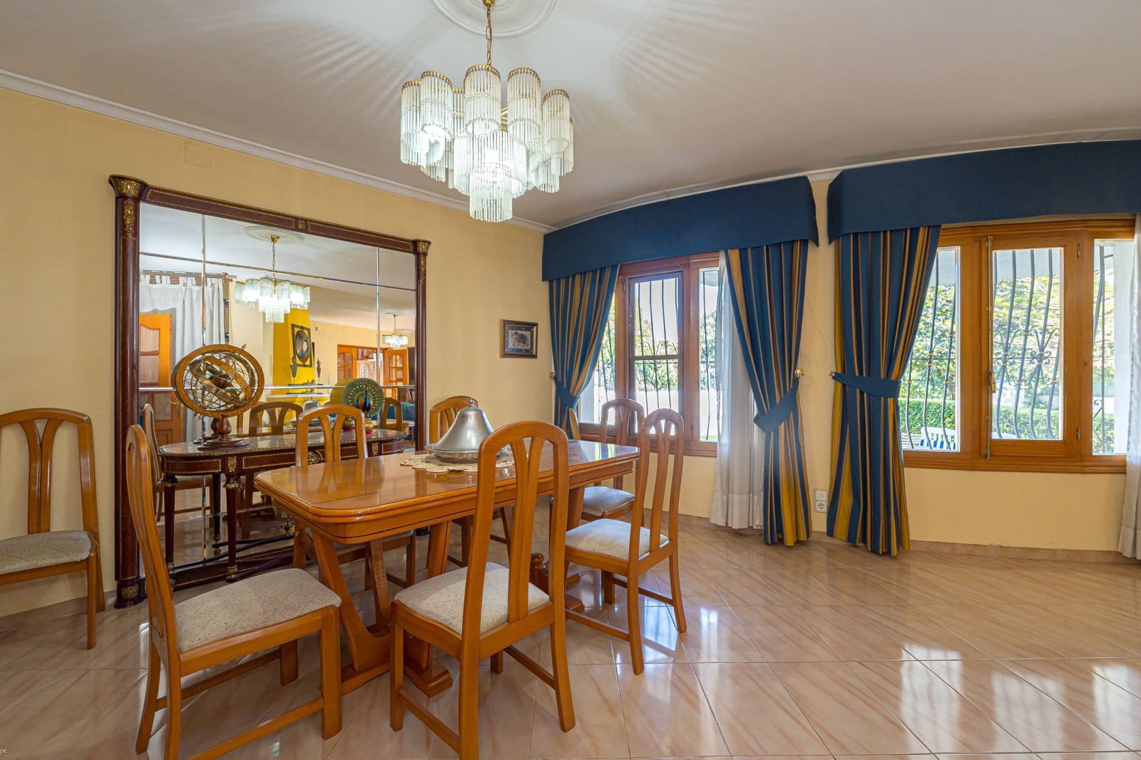 6 Zimmer Villa zu verkaufen in Alcalali / Alcanali mit Pool Garage - 695.000 € (Ref: 9344712)