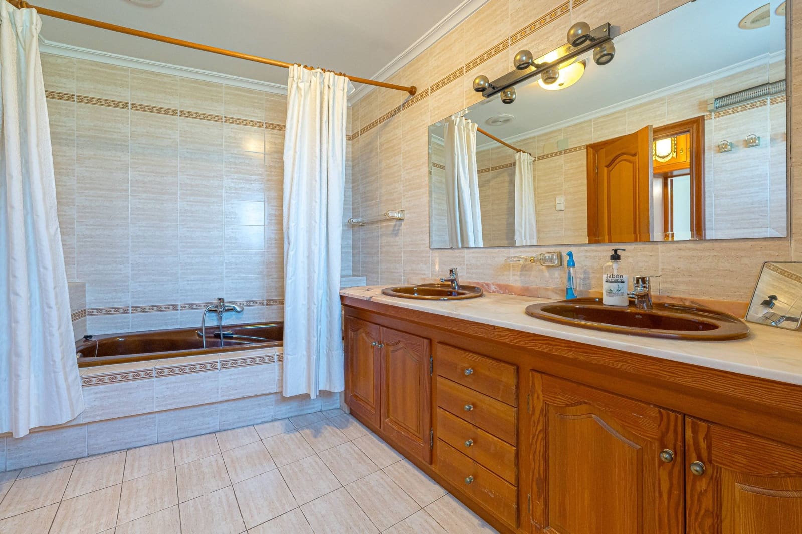 6 Zimmer Villa zu verkaufen in Alcalali / Alcanali mit Pool Garage - 695.000 € (Ref: 9344712)