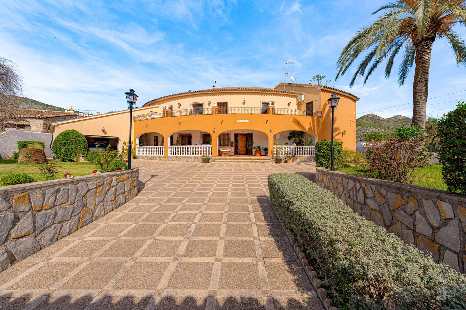 6 Zimmer Villa zu verkaufen in Alcalali / Alcanali mit Pool Garage - 695.000 € (Ref: 9344712)