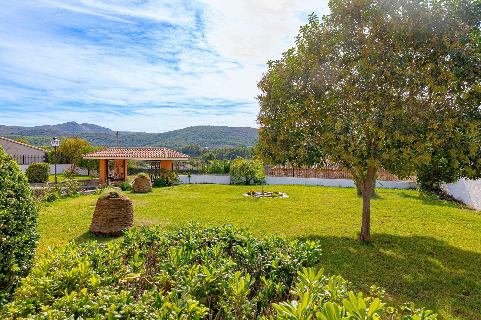 6 Zimmer Villa zu verkaufen in Alcalali / Alcanali mit Pool Garage - 695.000 € (Ref: 9344712)