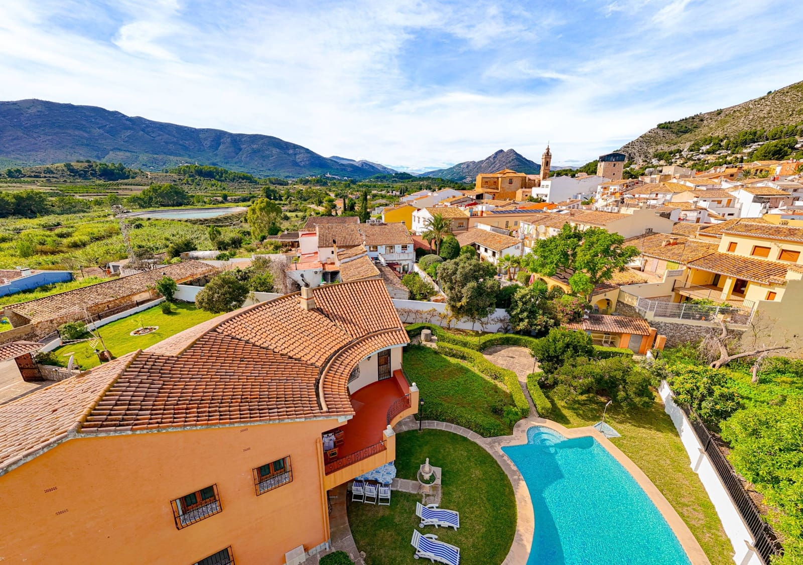 6 Zimmer Villa zu verkaufen in Alcalali / Alcanali mit Pool Garage - 695.000 € (Ref: 9344712)
