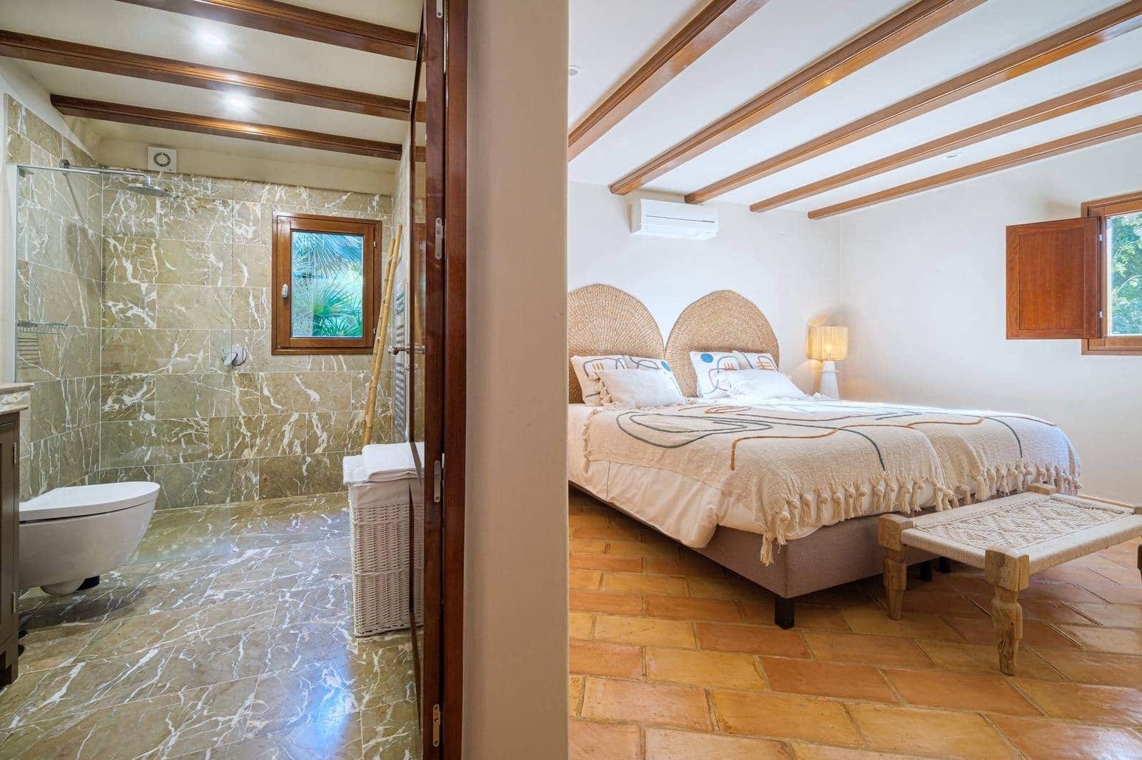 5 bedroom Villa for sale in Javea / Xabia with pool - € 1,495,000 (Ref: 9373800)