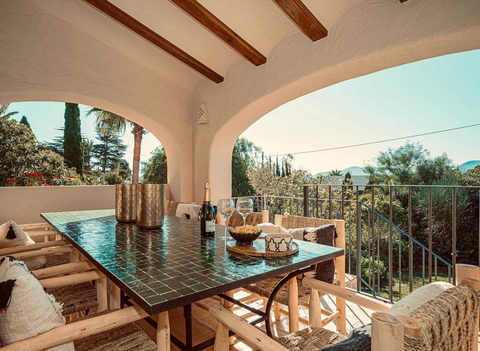 5 bedroom Villa for sale in Javea / Xabia with pool - € 1,495,000 (Ref: 9373800)