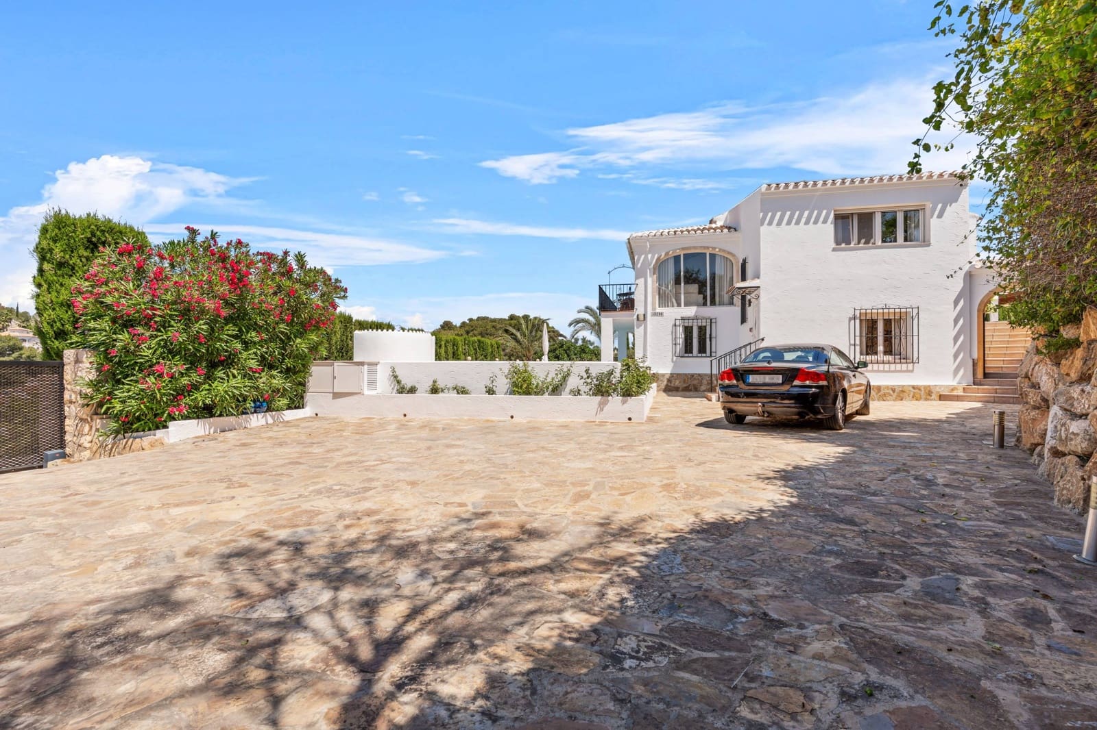 4 bedroom Villa for sale in Javea / Xabia with pool - € 1,090,000 (Ref: 9387848)