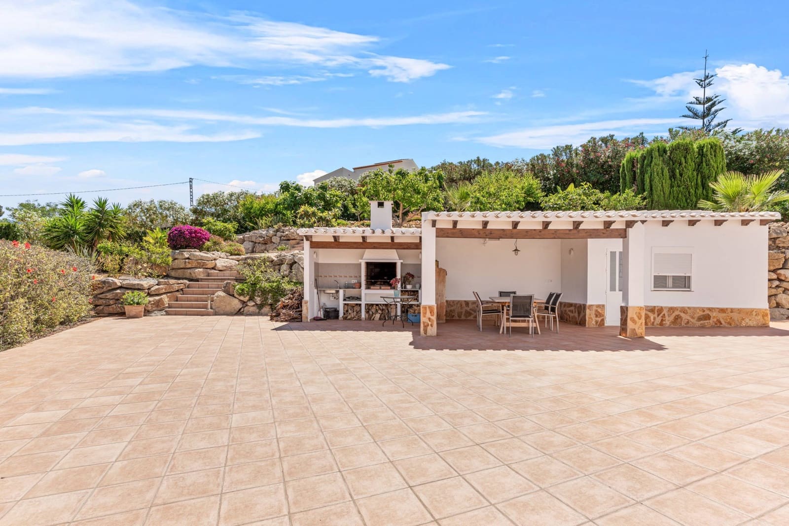 4 bedroom Villa for sale in Javea / Xabia with pool - € 1,090,000 (Ref: 9387848)