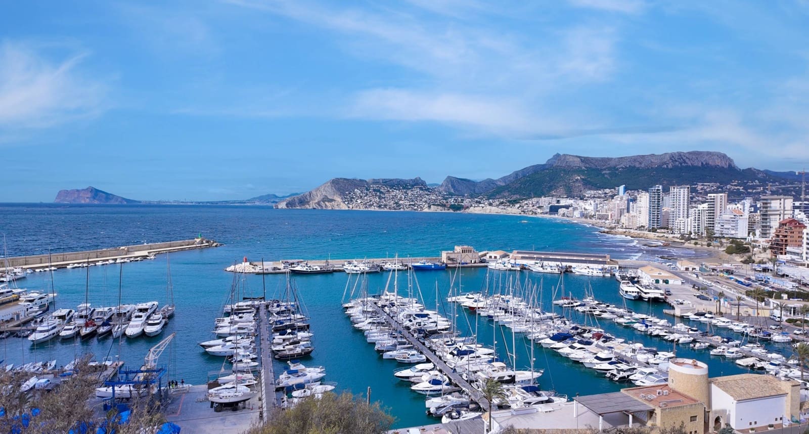 4 quarto Moradia para venda em Calpe / Calp com piscina garagem - 2 490 000 € (Ref: 9387850)