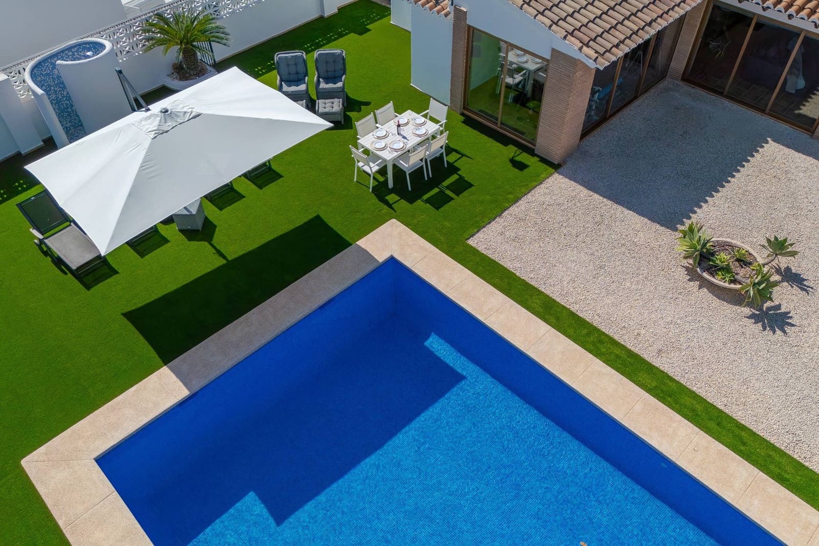 6 quarto Moradia para venda em Calpe / Calp com piscina garagem - 1 650 000 € (Ref: 9390688)