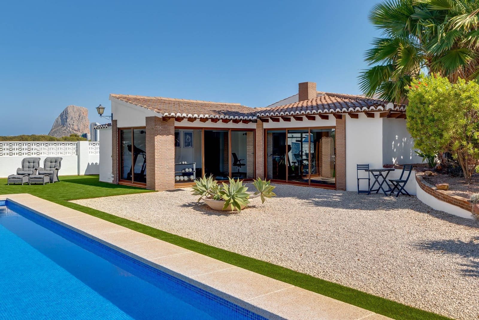 6 quarto Moradia para venda em Calpe / Calp com piscina garagem - 1 650 000 € (Ref: 9390688)