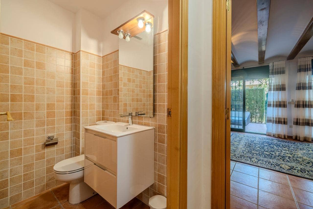 4 sovrum Radhus till salu i Arenal med pool - 595 000 € (Ref: 9390689)