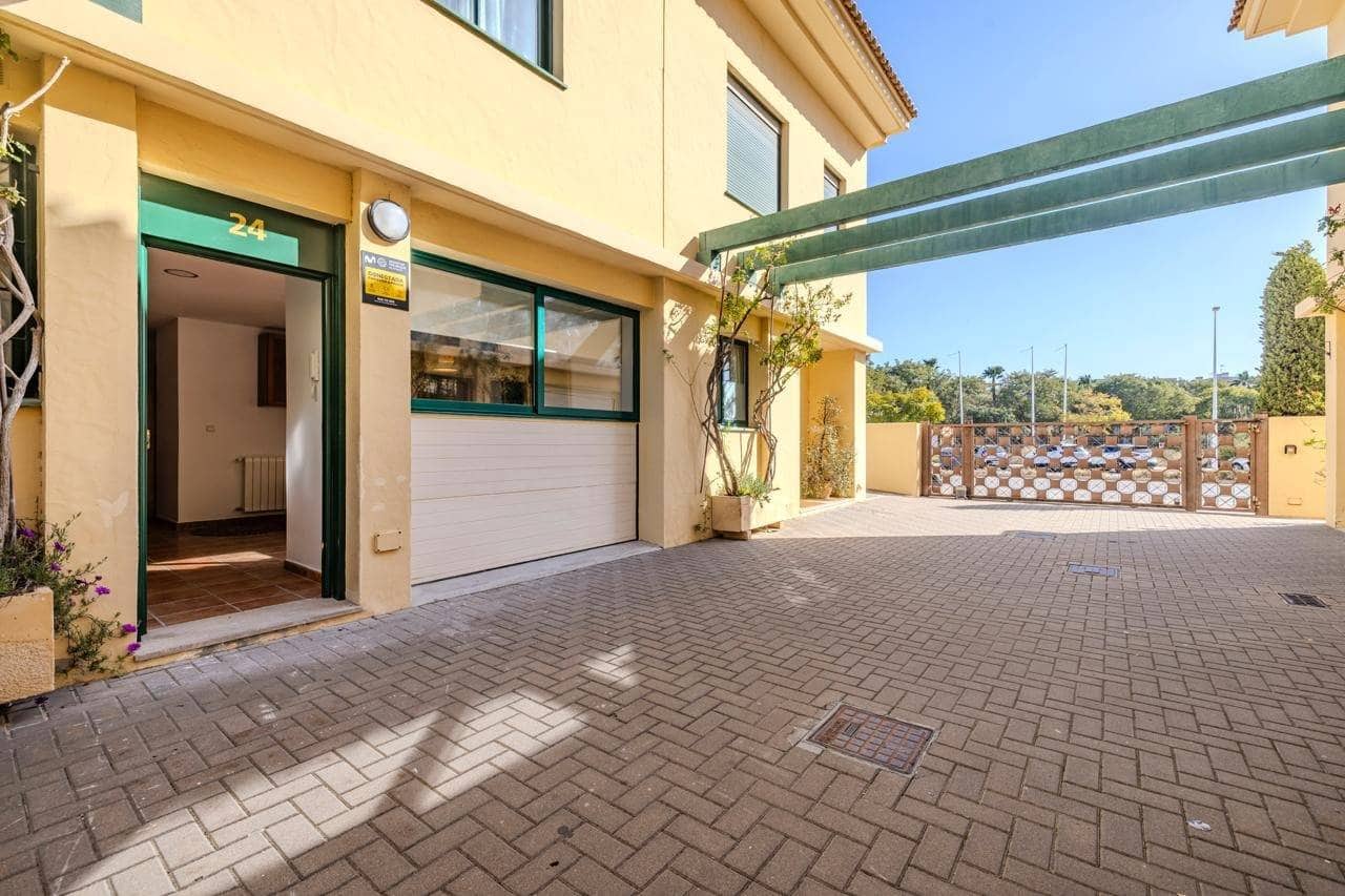 4 sovrum Radhus till salu i Arenal med pool - 595 000 € (Ref: 9390689)