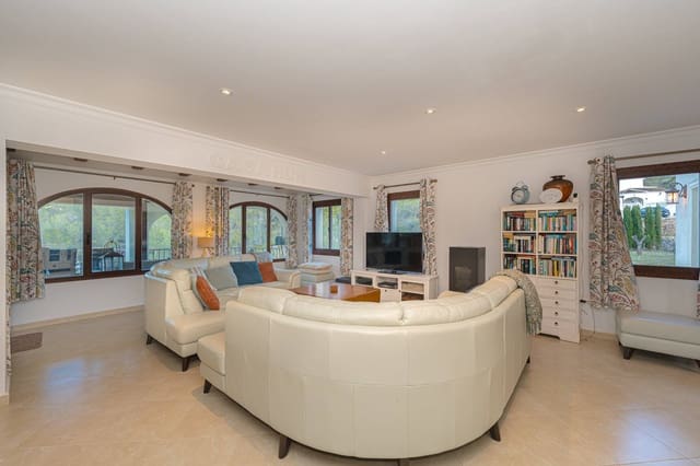 5 bedroom Villa for sale in Llíber with pool garage - € 660,000 (Ref: 9406683)