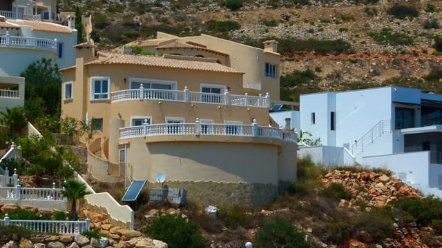 6 slaapkamer Villa te koop in Cumbre del Sol, Benitachell / Benitatxell met zwembad - € 716.000 (Ref: 9406684)